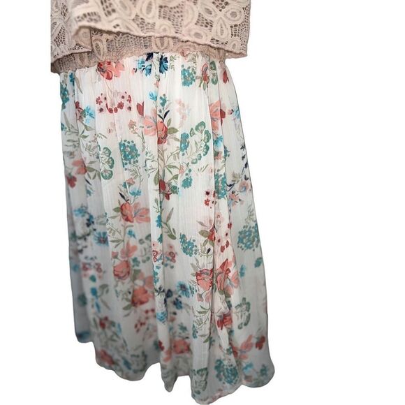 Emerald Sundae Sleeveless Dress Size M Neutral Peach Lace Floral One Piece - Picture 6 of 10
